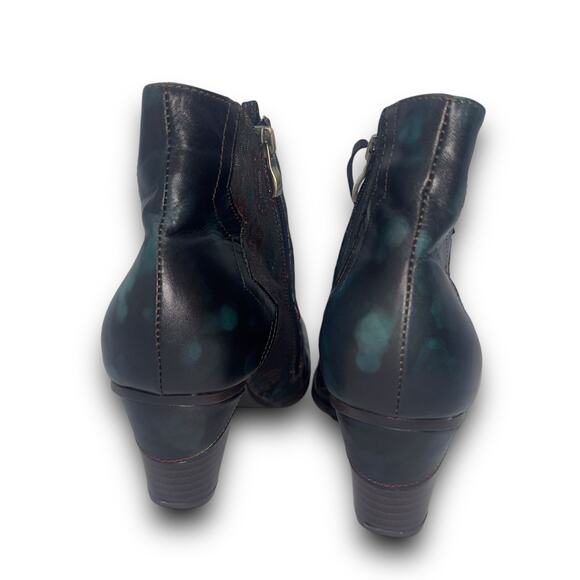 Floral Embossed Oxford Boots Womens size 9.5(41) - Picture 6 of 9